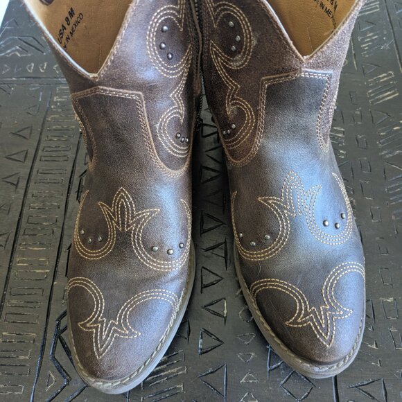 Sterling River Brown Ankle Cowboy Boots - Picture 3 of 5